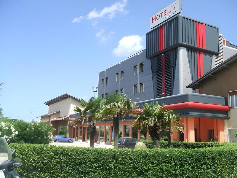 454ED750837D1E60E145C94A6A24D985