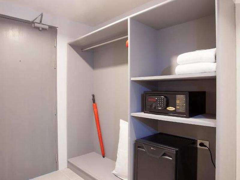 6928824052D4678058EECAC7DEE0CAF5