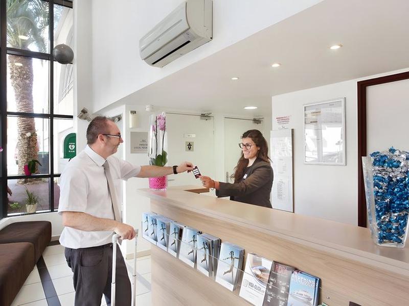 84FF054B1D3DC6505F7F7F3CED0F0380