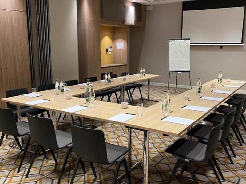 C17E3F6651146245C4F143CE141FBB96