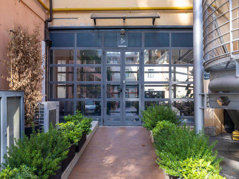 71F5143BAA51A4A87BB20B12A945AFEA