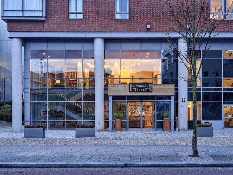 E83E4563F6E81A362316AFA003F26A93