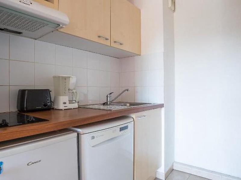 A933C03A795CDDEAB36897C9A90570C6