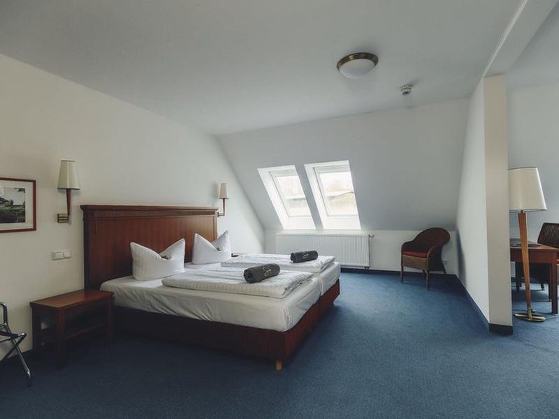 9993B04E57CBFEBC44DA30D9357A1E92