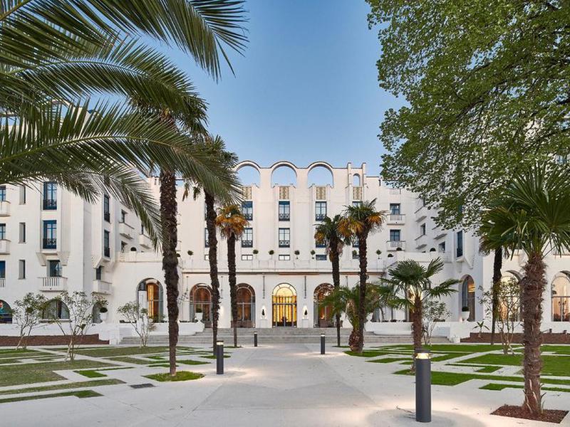 E647A0B348240E394E1A4B2B13B39453