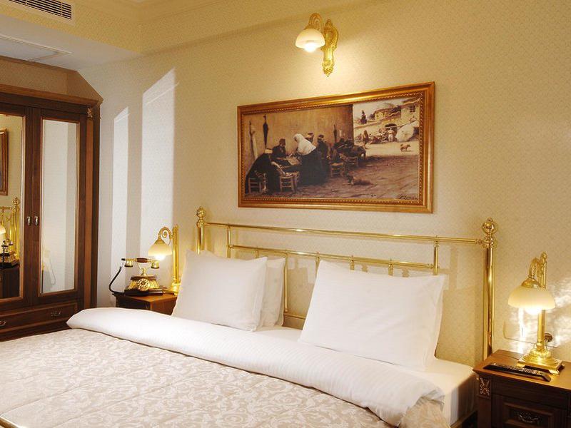 9707CA64ED54C80EAA516337972BE88E