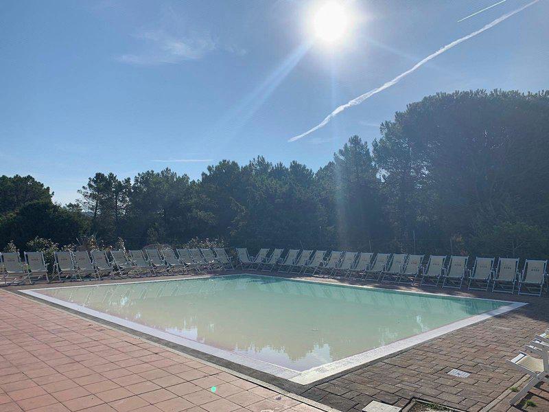 780039E07141354BE45CFF5E071FEBD6