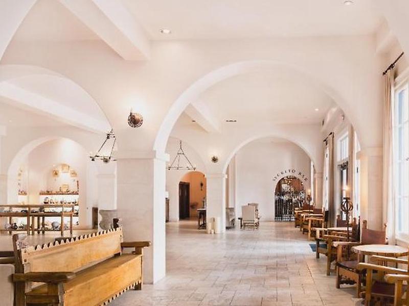 12A718FB69DAAA5DA32F84C4E1700D50