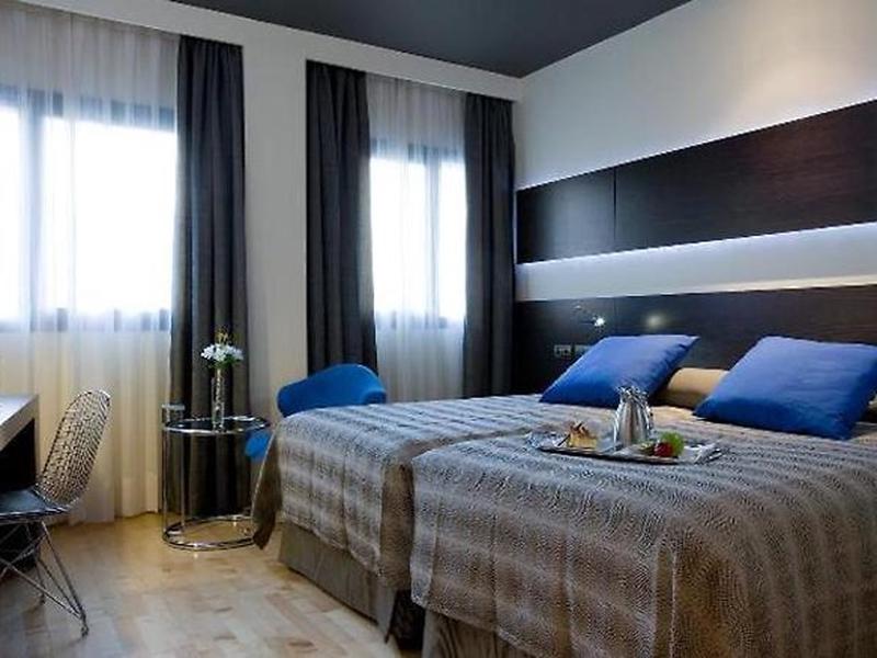 70FC1752F09D572AD7619C9337D3014A