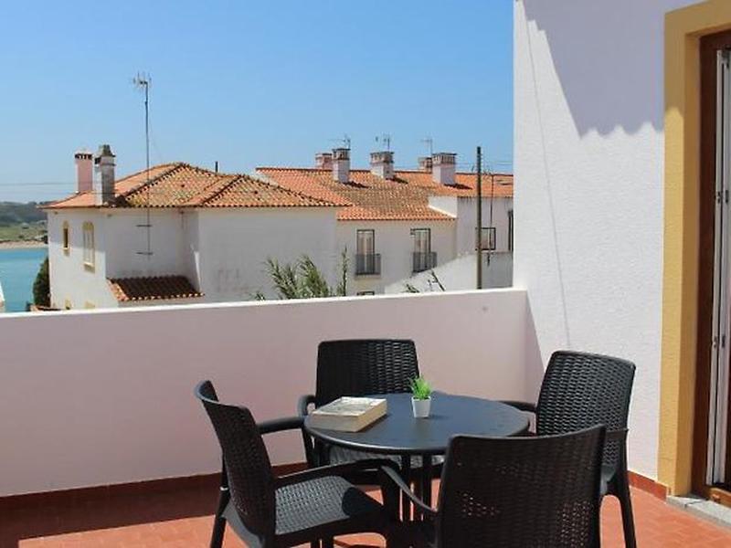 1456468179EE3575C29D7E995B1276C6