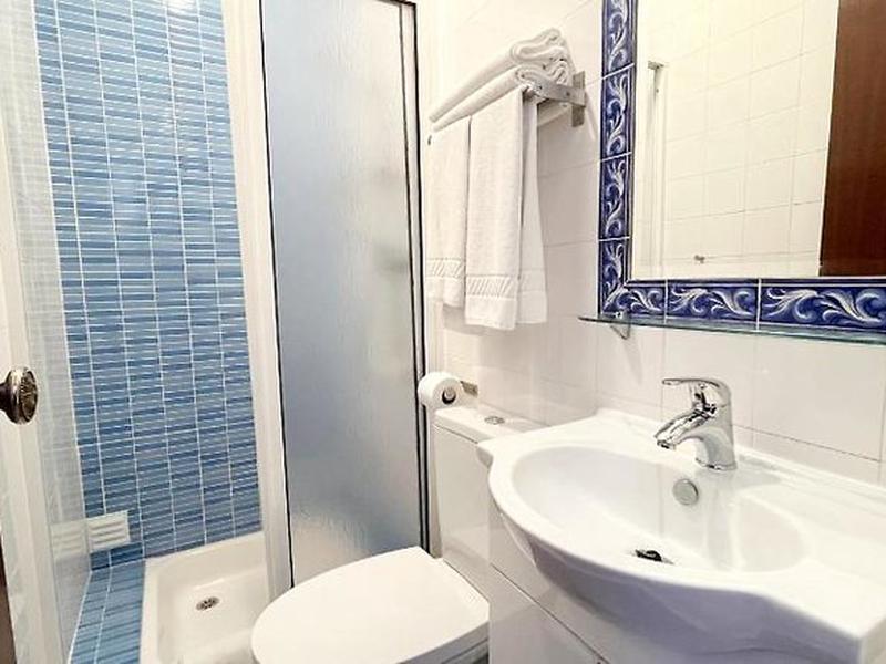 AE90AE1CA3E6E7C6BAD0C955BE164478