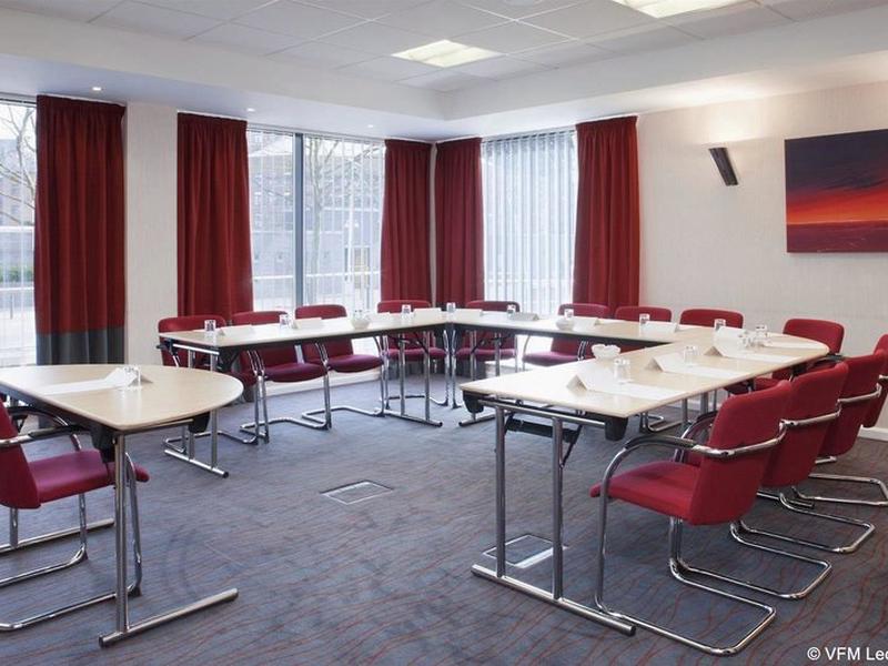 C200FE0884BF2126370A7E129CD546AB