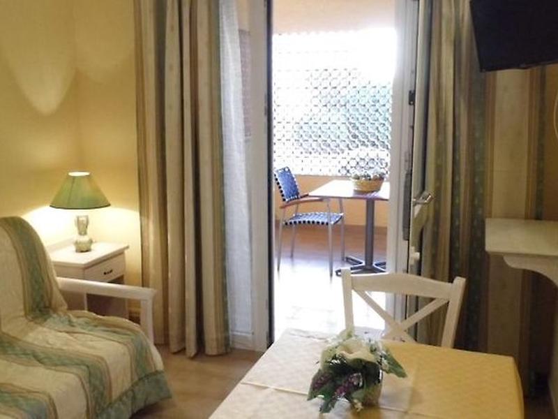 A915E210CBD55A19B8E9598C9A9AF382