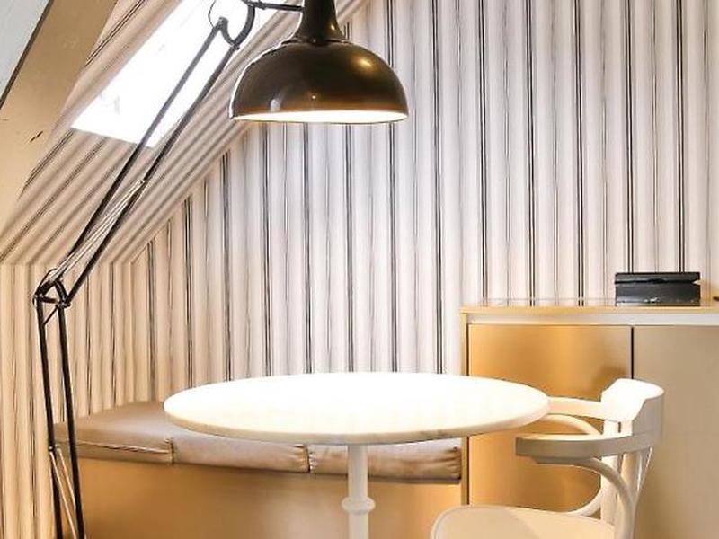 EBDE1DA80DDC1E8101FF408CCEAFF0DB