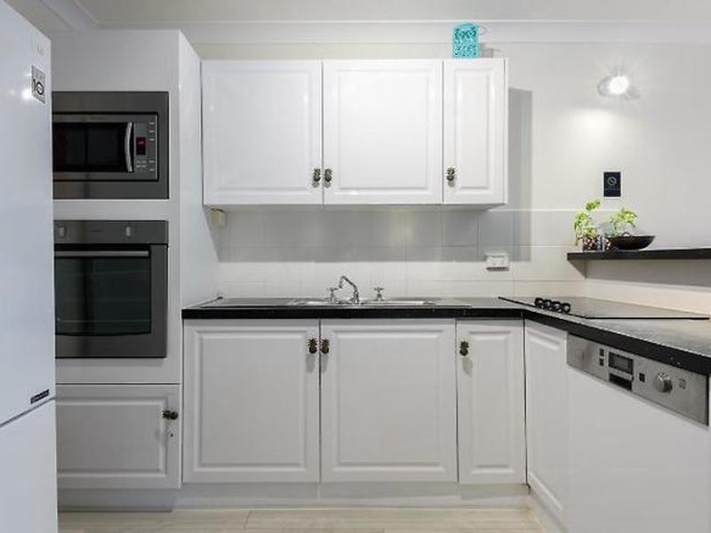 37B92807A195C74754F4F1BB05F22BE5