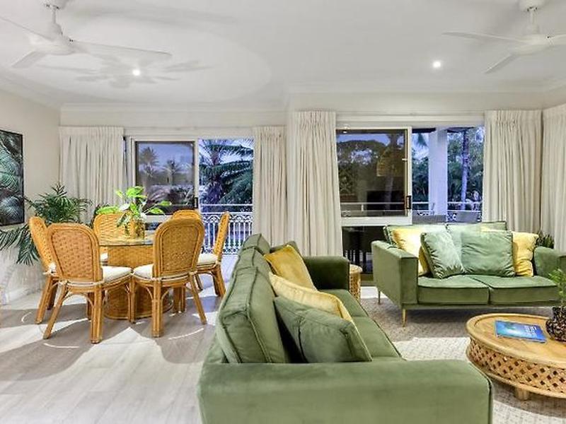 B9A9D855D808E0CDC82D9FB52F471EC2