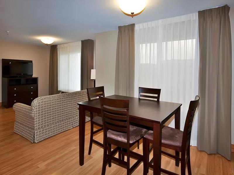 03C914A51BF2DA99CE974C6C3A742B7B