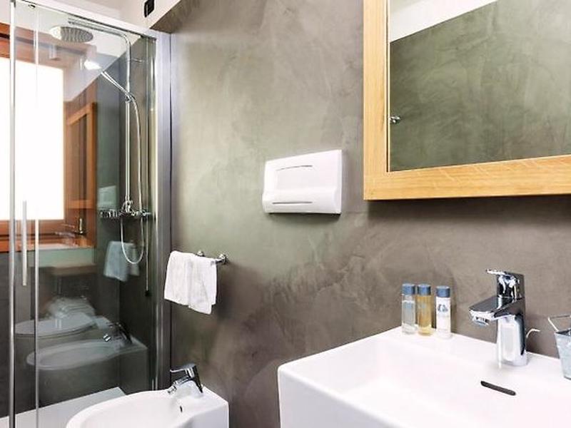 A0170F6C772AA123BAB59C7B366AE5DF