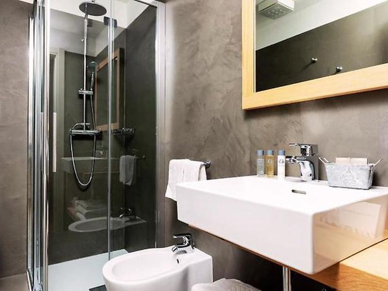 256EB633D8873967F718224ADEC595D5