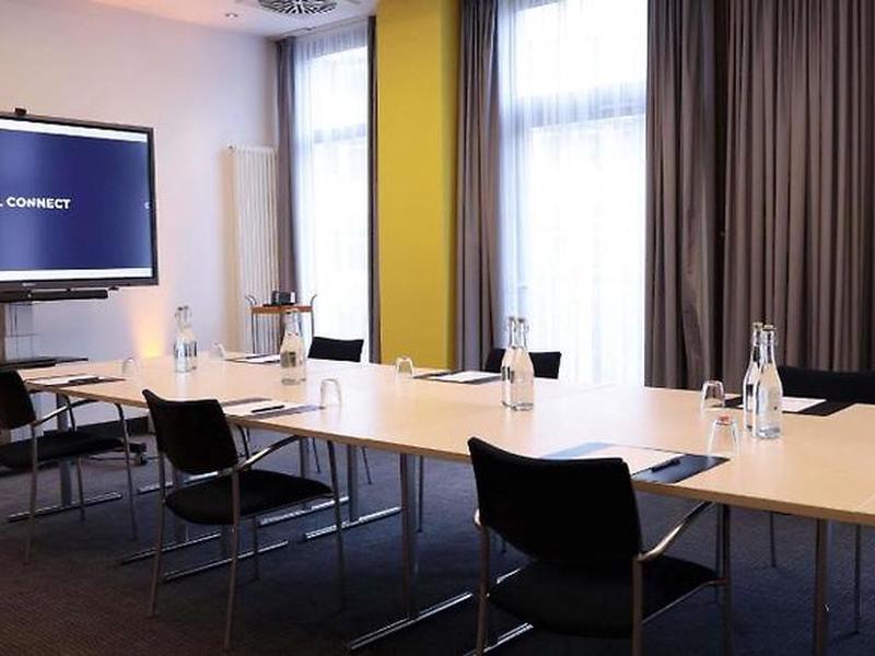 977938E6401D79EA87C36781F4488D1D