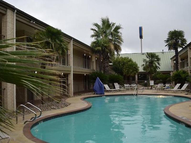 2D335D271A9B3063F971796B9A20DEFF