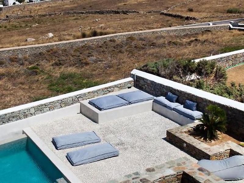 99CBD1734156D3006905A39AF7F87E9E