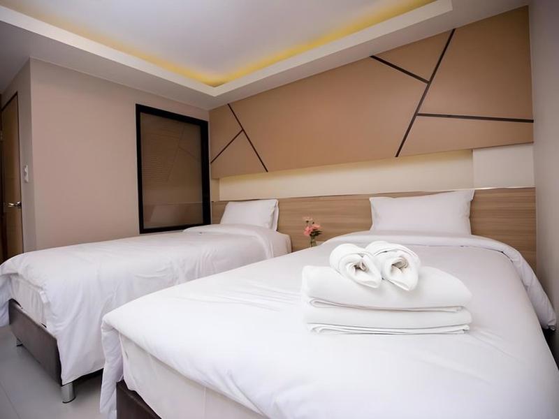 EE7BF8EDE55BAD641CA756FD26632B95