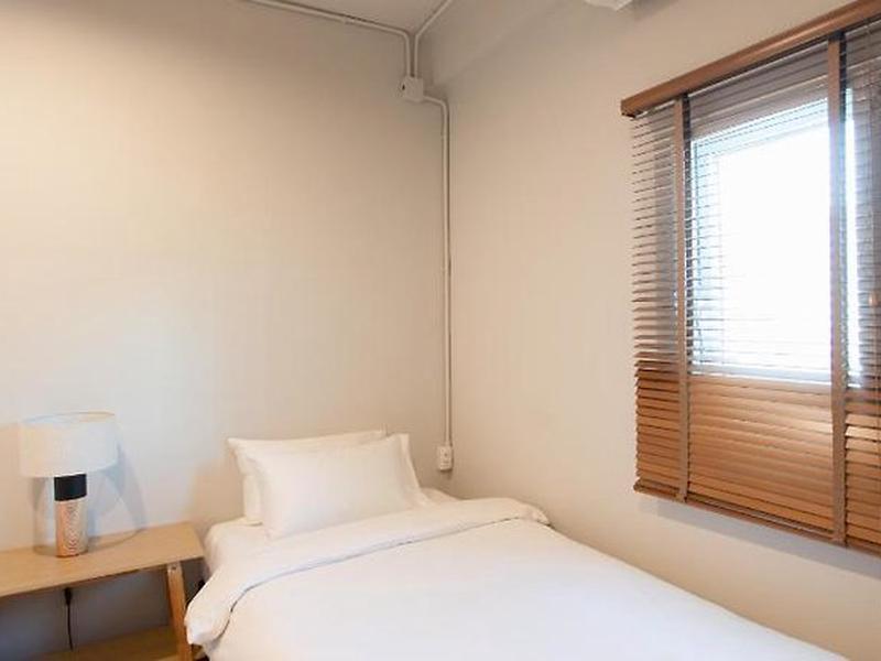 B3CE48A7BCAE599052A2B13FDDAD0A24