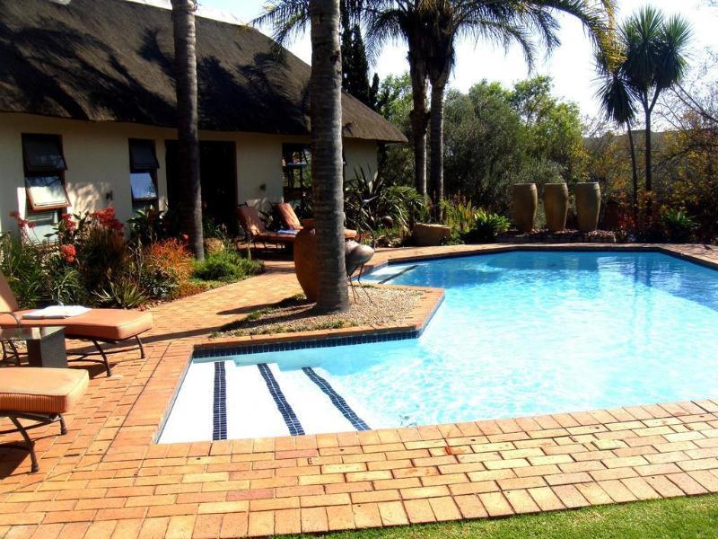 FE140A7F5ACB7CD94AF381EF41FC9ADC