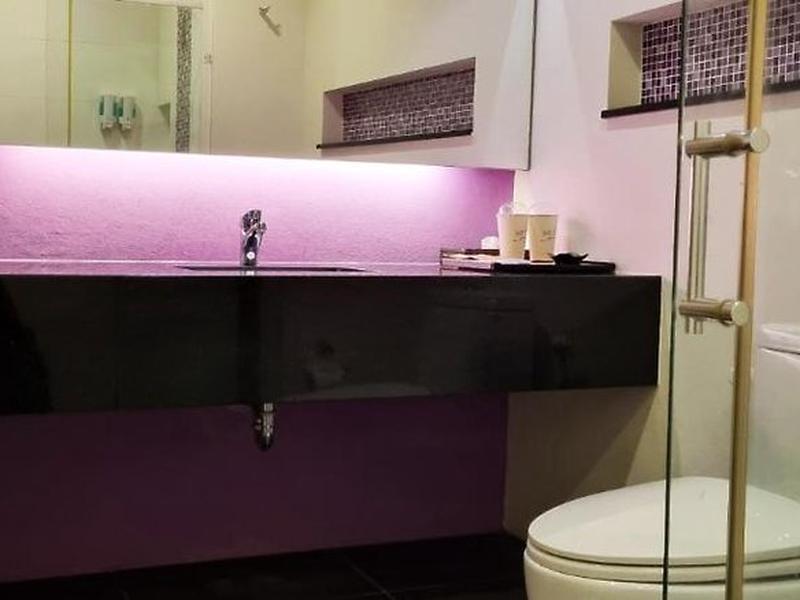 0A19A8D4186CA2D7886B707FE1D63975