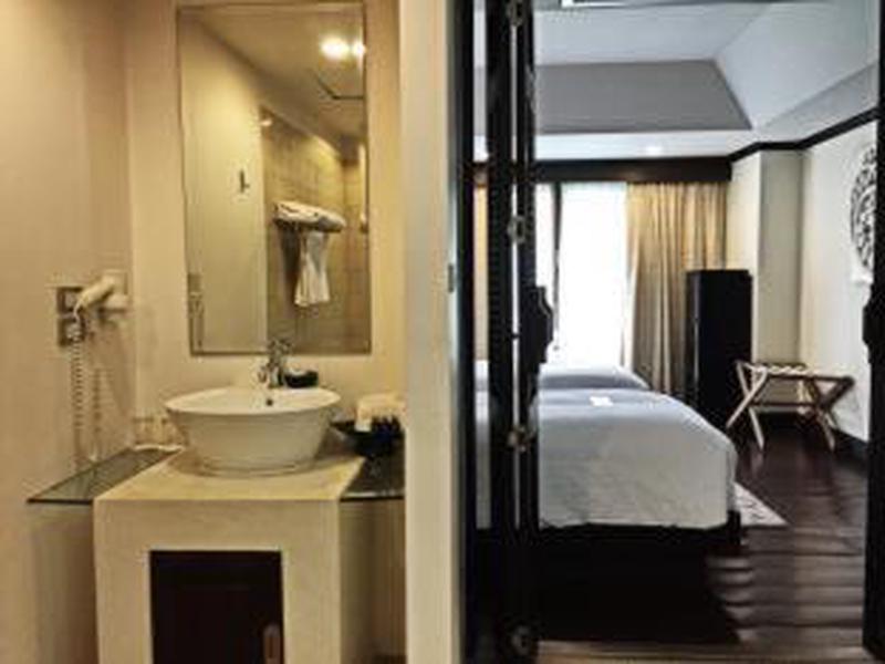 CD8DA6081F8E9BCD7B19CA191E94062A