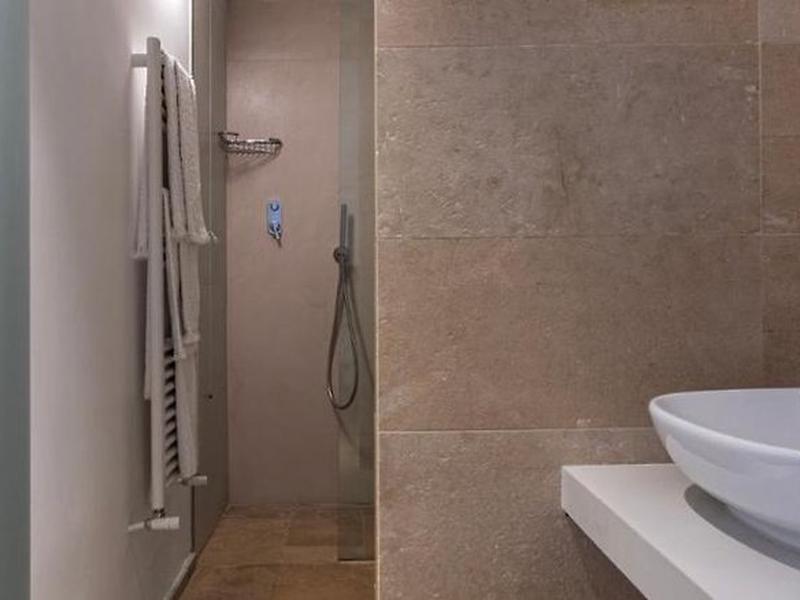 202302088A7C491444BC95E5FD2EE327