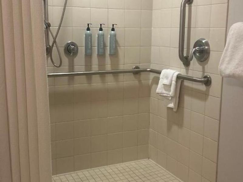 43540DF728410CF6F5F9FD8D6B46637C