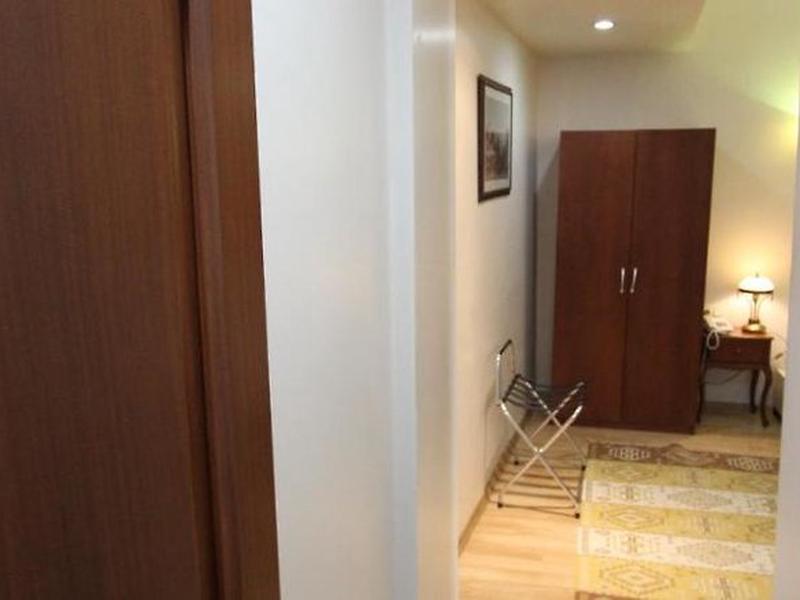 96928416F0F7B54CA4C53346121F11E1