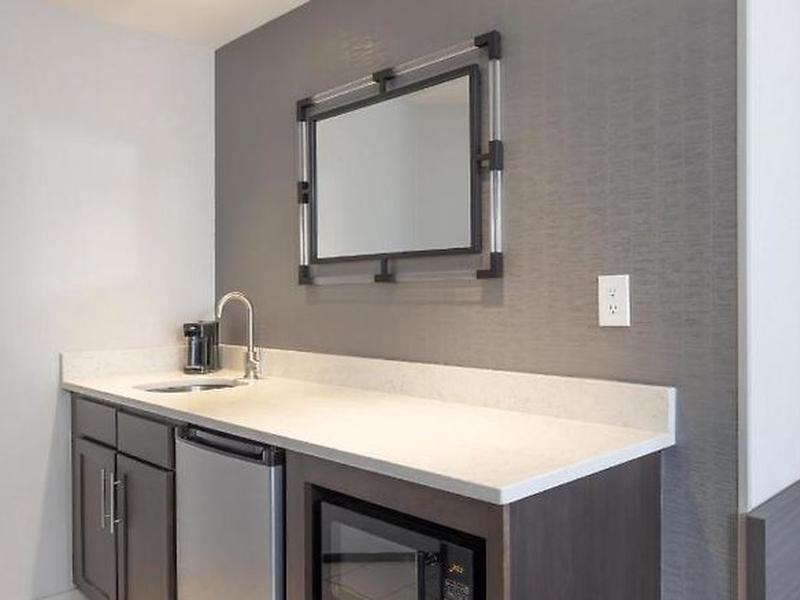 38B1987B05E3A8C3183748A511643ED1