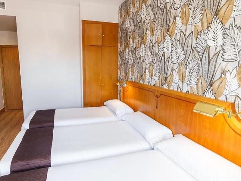 4AD0A1DCB72D81A98B5F688075750829