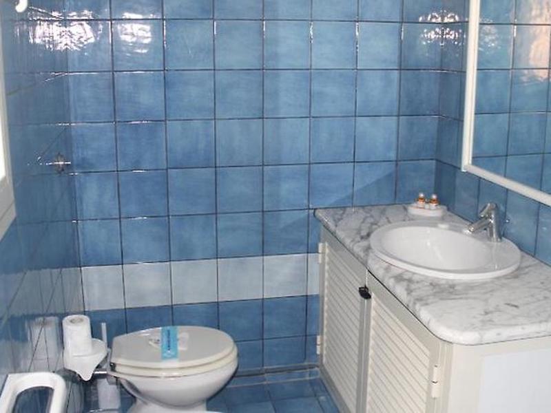 D6649EC95E537B46F53353FFB157651B