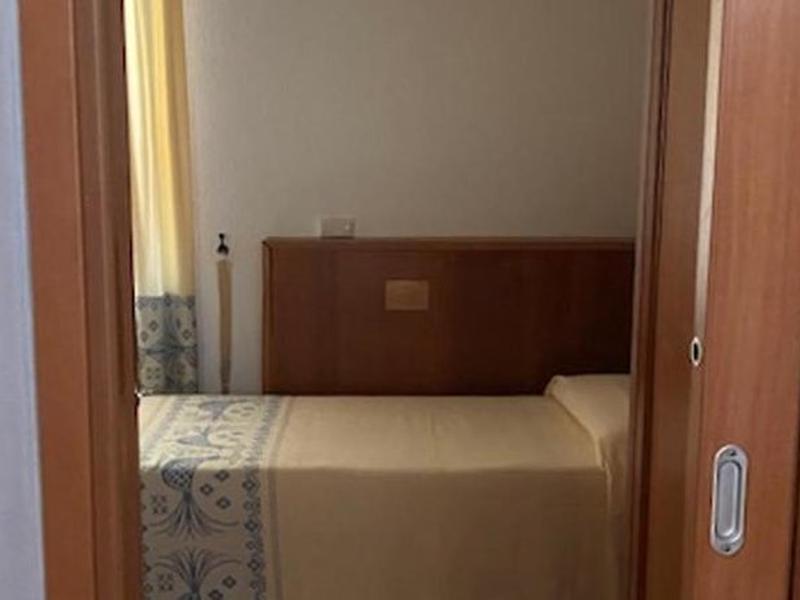 8A8BDA15F97A143EBF59F302A3FF02C7