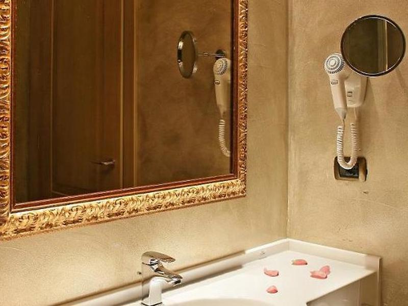 82C1F49F8A797448BFB2518C87C2B00D