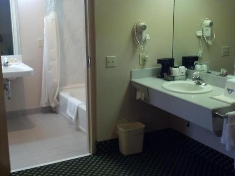 B0ABBAE997FD76F82CE1DB1613AF5406