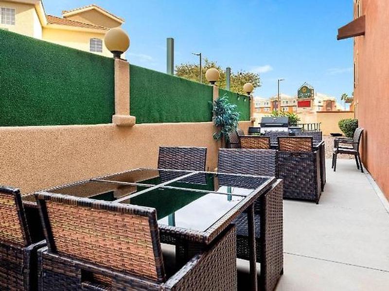 BED11AC260A0DAFA7B2D7681307504C2