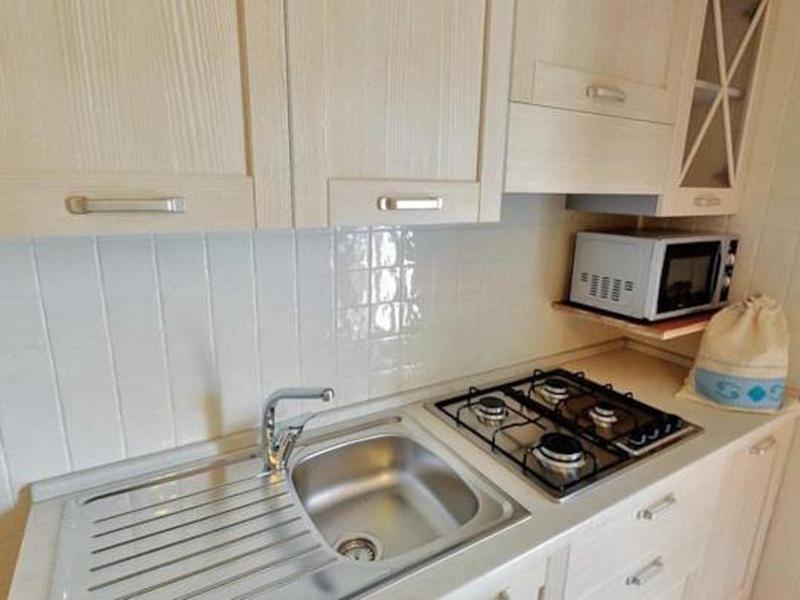 C4A5AB74B7A1A3822E1060DA2241E23F