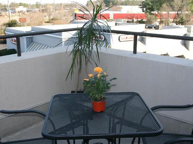 BAD52D7EFAA358B3F1A0FA867E8D117C