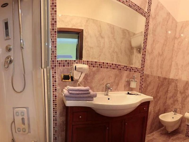 C76669DE46BEAB86D406553B694160BD