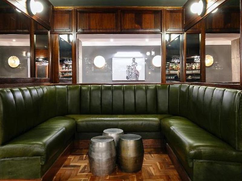 402C4CCC4D8EC85F1CA51E9AE861820A