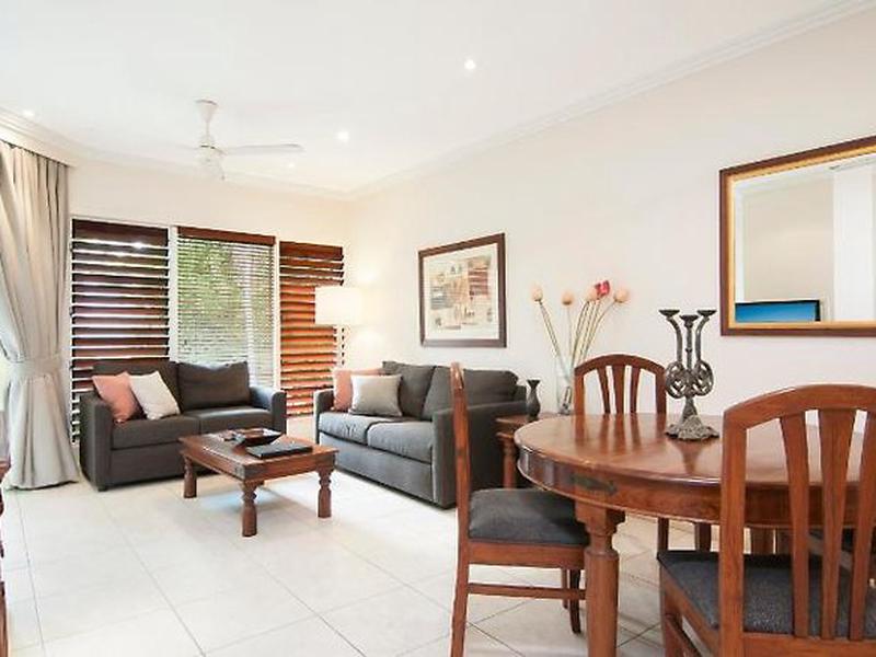 D411244B6B8A5B991F11C821416540BE