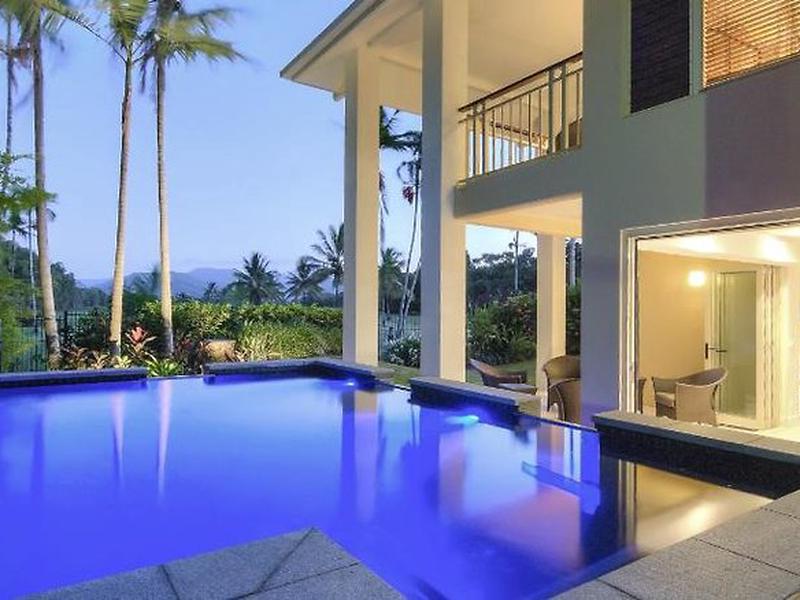 793500C382AFED63D0AFA3D8B62A07DA