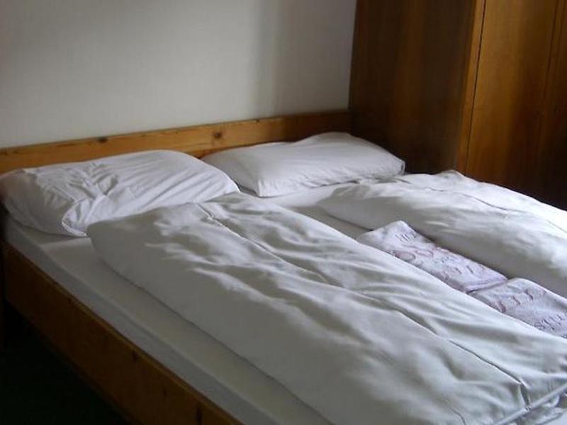 201F7008338445D79F506F7D1C3F9DFF