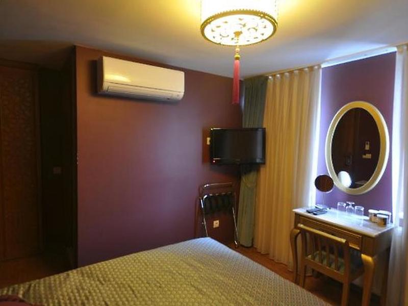 29B5BDF6BBFCD880AC4AB4DE181AF630