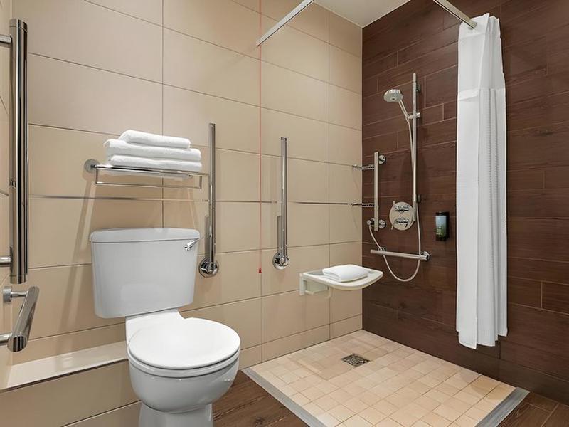 36CBCCE59076CF782417FA06F8B4C17E